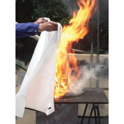 🔥 Flame Safe Hub – 39.4×39.4" Fire Blanket | Emergency Flame Retardant Fiberglass for Kitchen, Fireplace & Grill